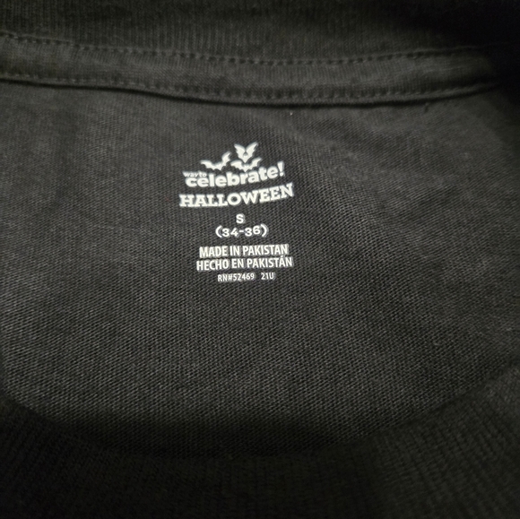 Halloween Mens Graphic Ghost Tee Size Small - Picture 4 of 5